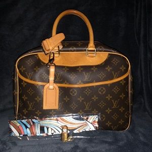 Louis Vuitton Deauville - Monogram